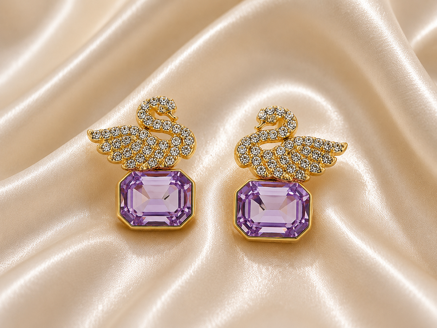 Korean Elegant Swan Crystal Stud Earrings for Women | Gold-Plated Rhinestone Bird Design Earrings |Beautiful Gemstone Fashion Jewelry for Girls & Women