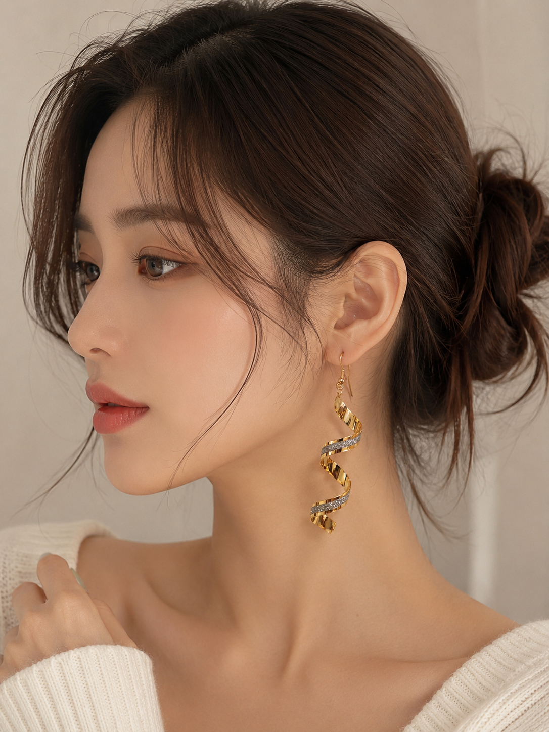 Korean Style Gold Spiral Drop Earrings for Women – Elegant Twisted Dangle Earrings with Crystal Accent | Lightweight Fashion Jewelry for Girls & Women