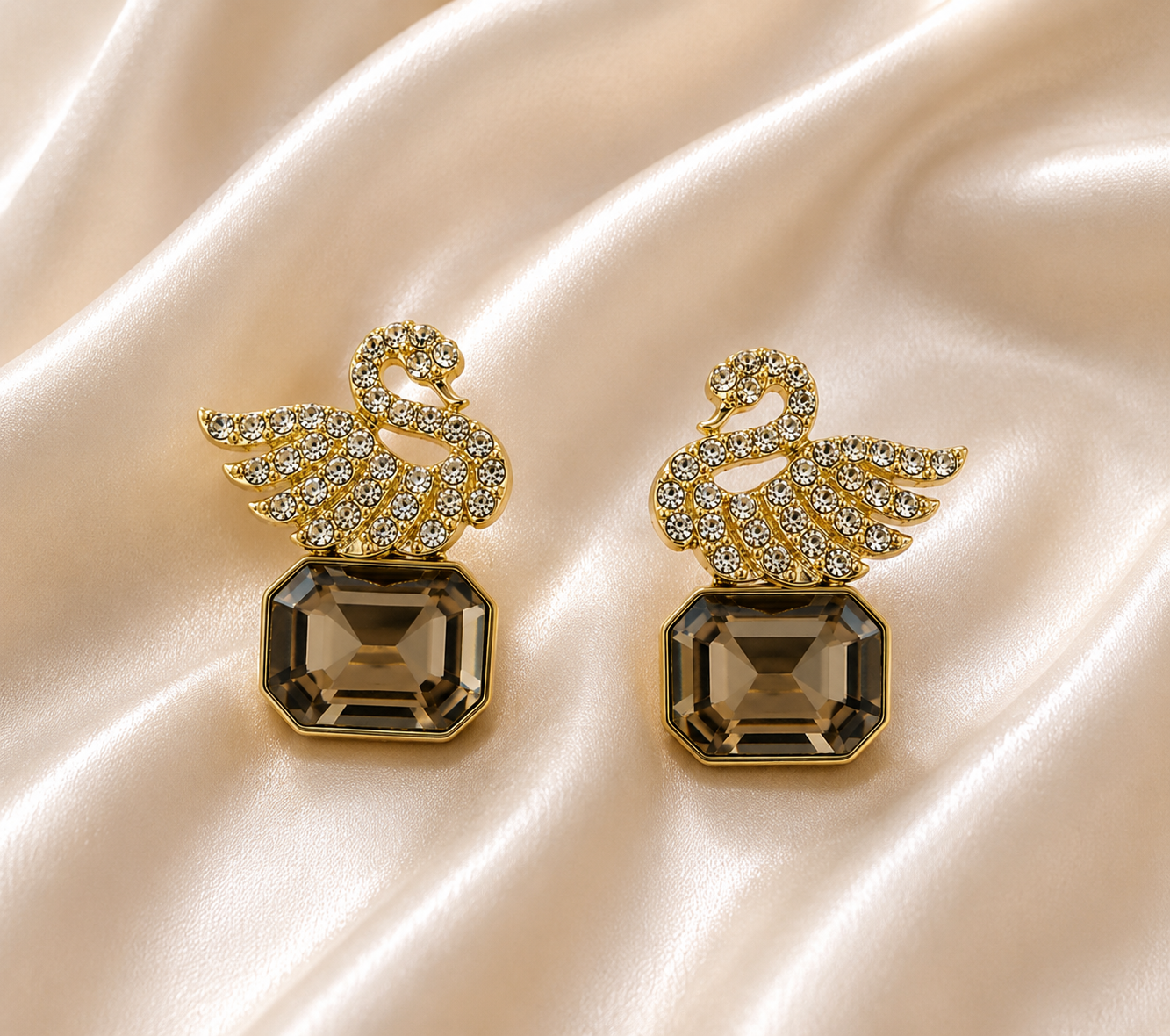 Korean Elegant Swan Crystal Stud Earrings for Women | Gold-Plated Rhinestone Bird Design Earrings |Beautiful Gemstone Fashion Jewelry for Girls & Women