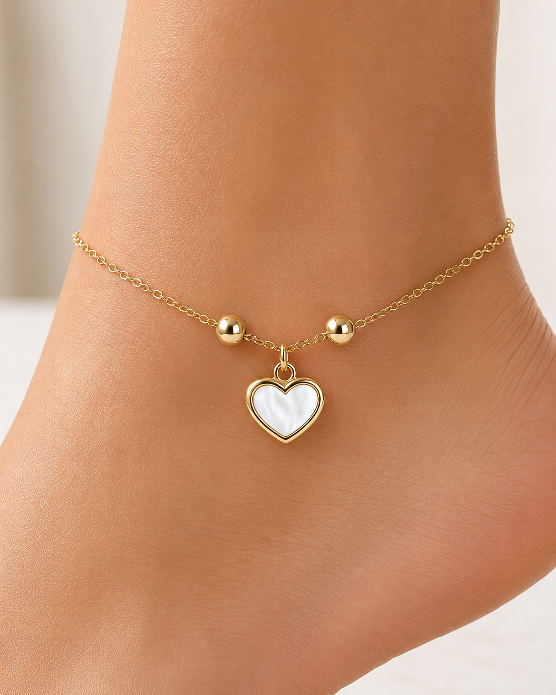 Gold Heart Charm Anklet for Women | White Mother of Pearl Heart Pendant | Elegant Beaded Chain Anklet | Minimalist Fashion Foot Jewelry